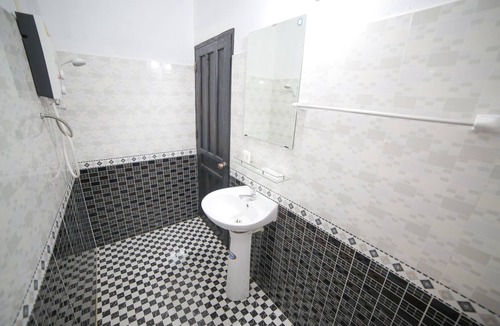 Vang Vieng House | Maylay Guesthouse
