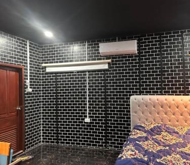 Vientiane Prefecture House | Meenoy hotel vientiane laos 旅館