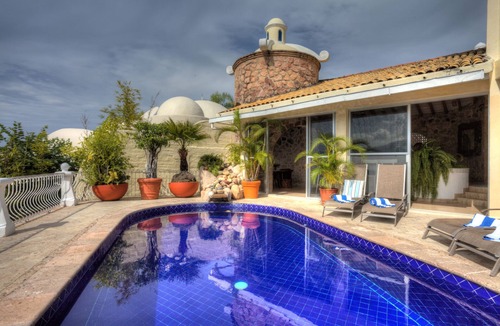 Conchas Chinas Villa | MEJOR PUESTA DEL SOL VILLA PRIVADA CON PISCINA JACUZZI Y PERSONAL AVENTURA