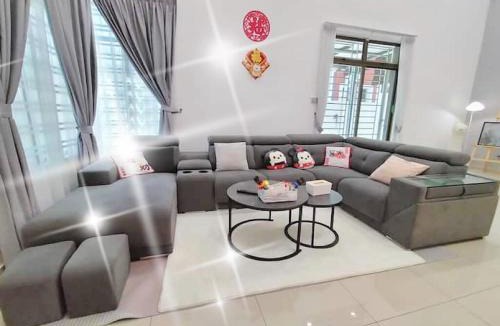 Malacca City House | Melaka cheng 10pax,KTV&BBQ BANGLOW HOUSE