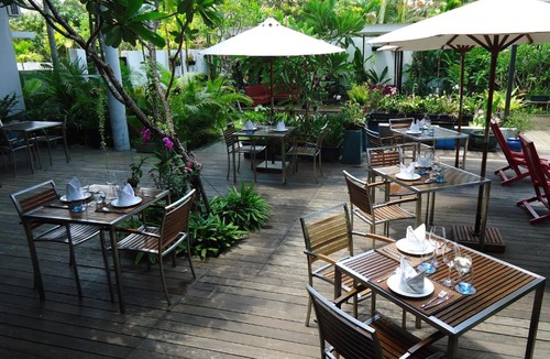 Sangkat Sla Kram Hotel | MEN's Resort & Spa (Gay Hotel)