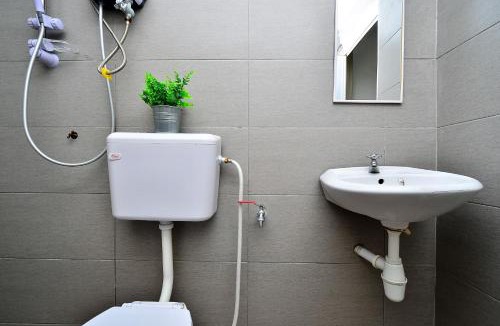 Kuala Lumpur Apartment | Menjalara Kepong ShareHouse Room Only