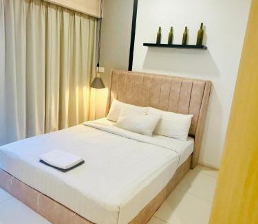 Kuala Lumpur City Centre Apartment | Mercu Summer Suites Twin Towers Walk Residences