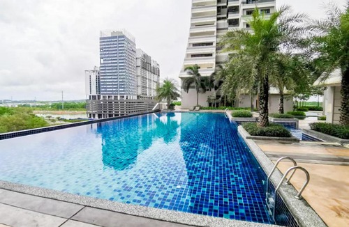 Medini Apartment | Meridin Medini Suite by Nest Home【LEGOLAND】