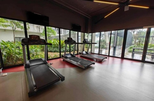 Medini Apartment | MeridinSovo Cozy Stylish 4BR Suites Netflix BySTAY
