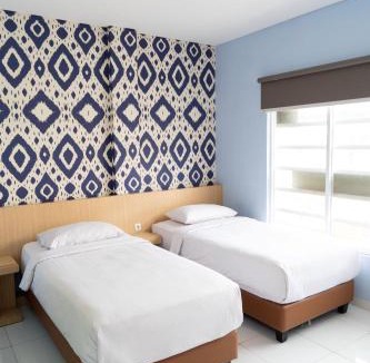 Bungurasih Hotel | Miko Rooms & Capsules hotel