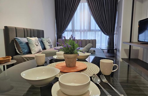 Kuala Lumpur Apartment | Millerz Square OKR - Suites & Residences