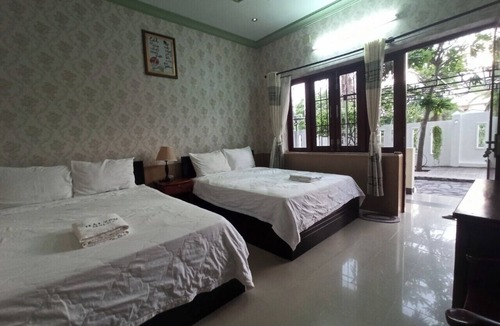 East Ham Tien Beach Hotel | Min's Homestay