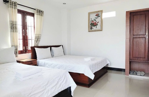 East Ham Tien Beach Hotel | Min's Homestay