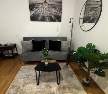 Downtown Mexico City Apartment | Minimalist loft Reforma 23