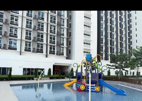 Kajang Apartment | Mirai Zen Staycation - Netflix, Wifi & Parking