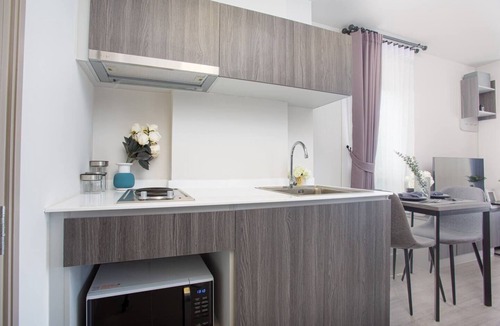 Chiang Mai Apartment | Modern Condo near Central Festival with gym & pool