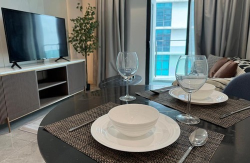 Mont Kiara Apartment | Modern 1Bedroom The Ooak Balcony Netflix KL City View