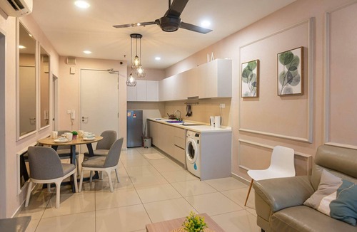 Shah Alam Apartment | Modern 2BR Apt near I-City Theme Park FREE Parking
