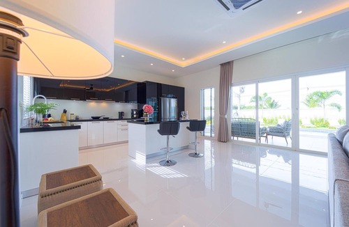 Hua Hin Villa | Modern 3 Bedroom Villa AS1