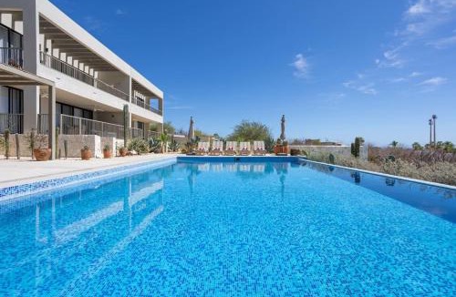 Los Barriles House | Modern 4BR Villa with Rooftop & Pickleball