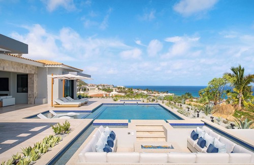 Buzzards Villa | Modern 5-Bd Villa, Beach Club Access — Chef, Butler & Yacht Charter Incl.