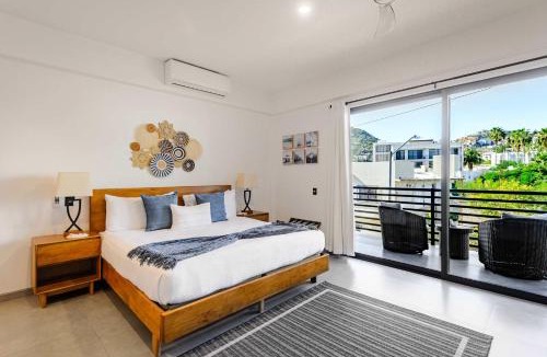 Centro Apartment | Modern Condo Walk to Marina, Dining & Nightlife