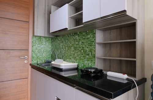 Hegarmanah Apartment | Modern Designed And Strategic Studio Room At Beverly Dago Apartment