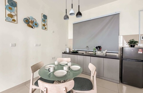 Malacca City Apartment | Modern Duplex Stay Near Jonker St