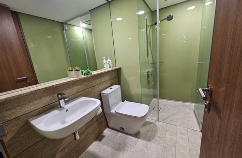 Kuala Lumpur City Centre Condo | Modern Family-3BR W/2BA-Suite-Neighbouring KLCC, Kuala Lumpur, Malaysia
