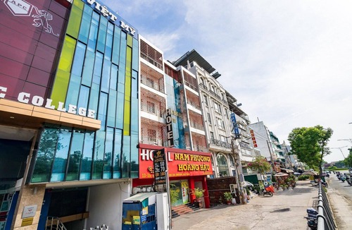 Binh Chanh House | Modern Family Stay at Hoang Hau Hotel, Vietnam