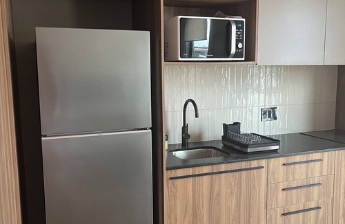 Zona Expo Apartment | Modern luxury apartment one block from Expo Gdl - World Cup visitors welcome!