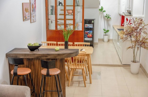 Hoan Kiem House | Modern Quiet 4BR/Large Balcony/City View/Food Paradise/2'to TrainST/Free Laundry
