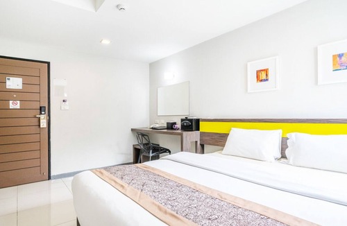 Thanon Phaya Thai Apartment | Modern Shape close to Pratunam Market & Siam Area