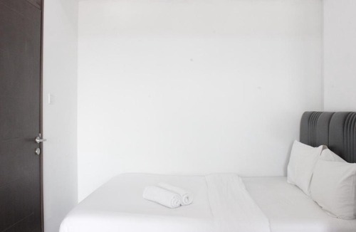 Cibaduyut Apartment | Modern & Spacious 1BR at Mekarwangi Square Apartment By Travelio