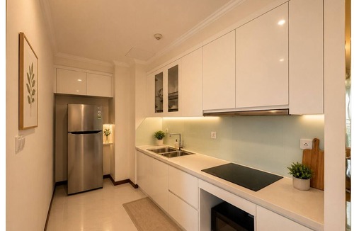 Hang Xanh Apartment | Modern Vinhomes 1BR Near Downtown