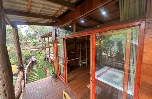 Sen Monorom House | Mondulkiri Pizza Bungalows
