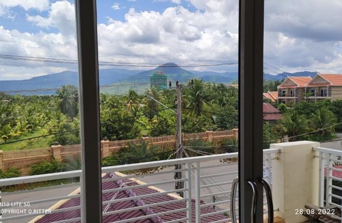 Kampot Hotel | Monica Guesthouse