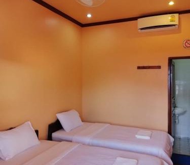 Pakbeng House | Monsavanh Guesthouse