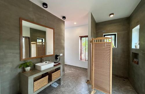 Siem Reap House | Monthly Pool Bungalow with Fast WIFI - Weekly Serviced