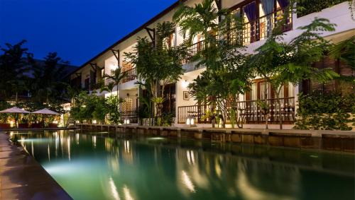 Sangkat Sla Kram Hotel | Montra Nivesha Residence
