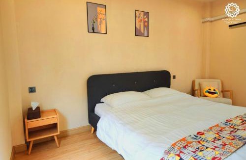 Noen Phra Hotel | Moon in 9 haus Cafe & Villas