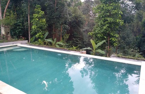 Ubud City-Centre House | Motel ∙ 8 guests