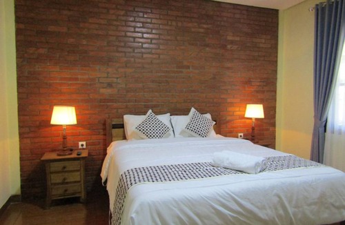 Borobudur House | Motel ∙ 8 guests