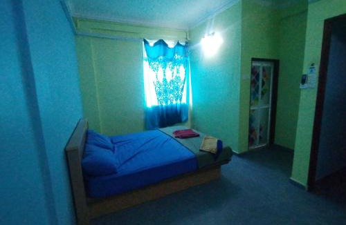 Kampung Lerek Hostel | Motel Tepoh