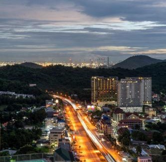 Tha Thaewawong Apartment | Mountain-view 1BR 9F Sriracha byน้องมังคุด NoParking