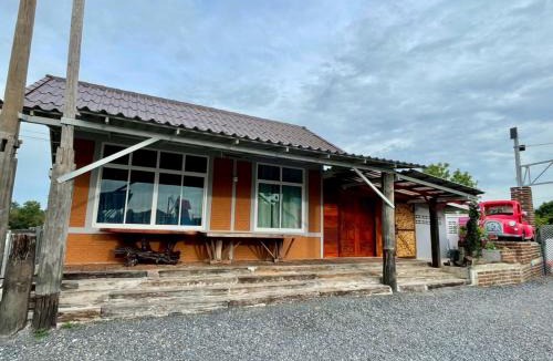 Lop Buri Resort | MRK Resort & Massage