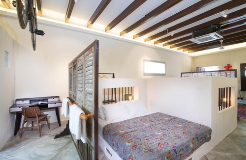 Chinatown Hotel | Muntri Mews