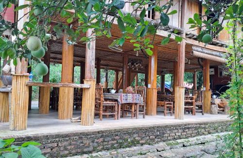 Tan Lac House | Muong Bi Homestay - Uncle Lon - Luy Ai village