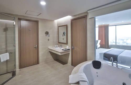 Ca Mau Hotel | Muong Thanh Luxury Ca Mau Hotel