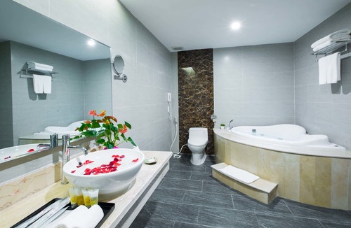 Buon Ma Thuot Hotel | Muong Thanh Luxury Buon Ma Thuot