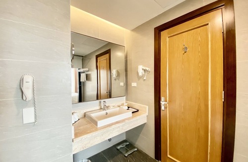 Buon Ma Thuot Hotel | Muong Thanh Luxury Buon Ma Thuot