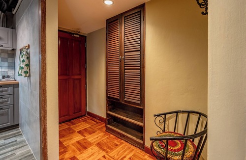 Nana Condo | Music Art 2-bedroom loft in vibrant CBD near mall, park, skytrain Nana