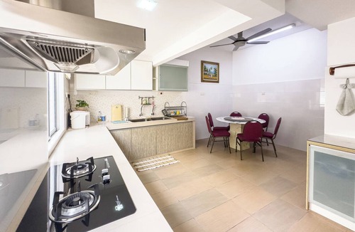 Subang Jaya Apartment | My Garden House USJ by Airhost