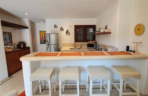 Zihuatanejo Condo | My Zihua Dream is a PENTHOUSE CONDO just steps from La Ropa Beach, 2 BR 3.5 BA